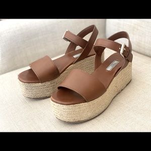 Prada Platform Jute & Tan Leather Sandals Sz 38 (US 8) Good Condition